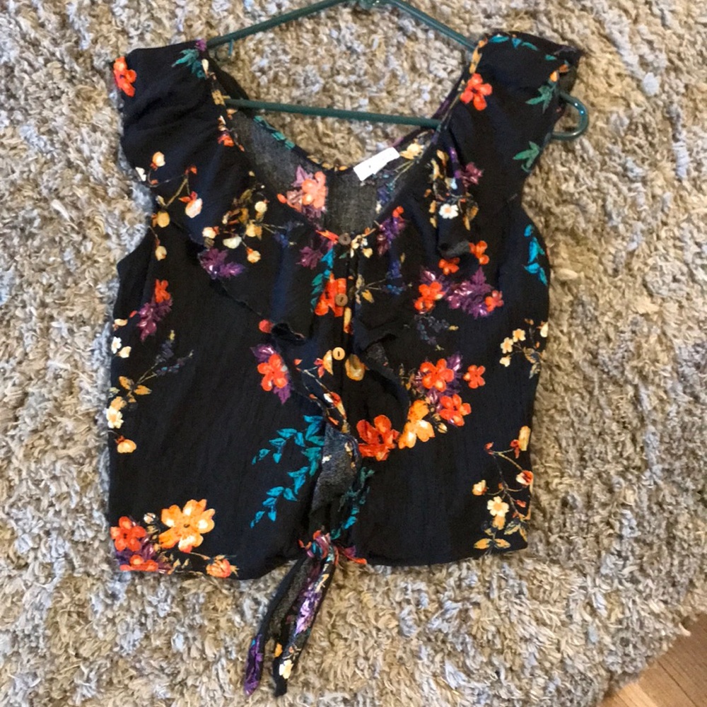 Ruffled top